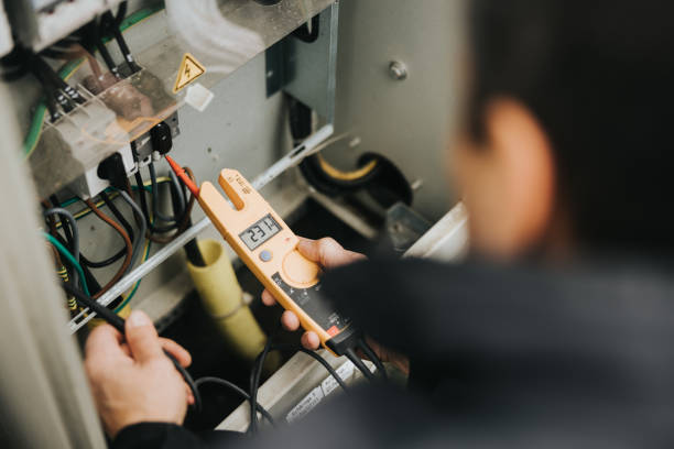Best Licensed Electrician  in Mascotte, FL